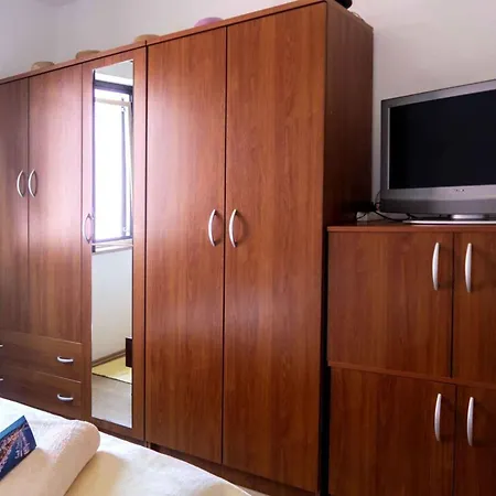Apartment In 34911 Malinska